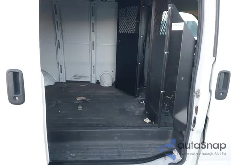 2019 Chevrolet Express 2500 Work Van z USA, uszkodzony, nr VIN 1GCWGAFP0K1169786